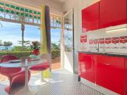 ¡Oportunidad en Primera Línea de Playa! 3 estudios