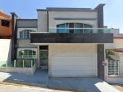 OPORTUNIDAD! ESTA PROPIEDAD SE ENTREGA LIBERADA Y...