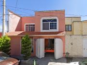 OPORTUNIDAD INCREIBLE EN ESTA CASA EN REMATE UBICADA EN...