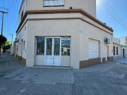 Oportunidad, local comercial con amplia casa y departamento