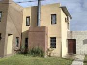 Oportunidad Moderna Casa de dos Plantas! inmejorable...