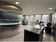 ¡OPORTUNIDAD Oficina AMPLIA Cerro Colorado!