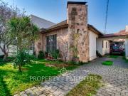 Oportunidad para inversionistas en Ñuñoa: Venta casa con...