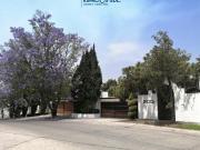 Oportunidad: Residencia para remodelar en 1,600 m² con vista