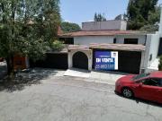 Oportunidad! Residencia para Remodelar en Residencial...