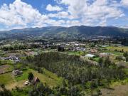 Oportunidad: terreno de 20.000 cerca del Parque de...