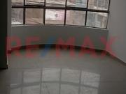 ¡Oportunidad Única! Amplio Departamento Con Mini Depa...