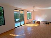 OPORTUNIDAD ÚNICA! CASA AMPLIA c/ESPACIOS, GENEROSOS y...