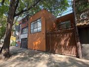 Oportunidad Única – Casa con Uso de Suelo para Oficinas...