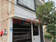 ¡Oportunidad Única! Casa De 3 Pisos En Venta