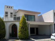 ¡Oportunidad única! Casa en Venta o Renta en Vista Real...