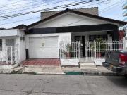 ¡Oportunidad única! casa en zona residencial y comercial...
