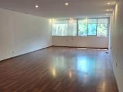 Oportunidad Única: Depto de 194 m² con Excelentes...