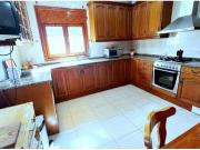 Oportunidad única en Cervelló: chalet independiente en...