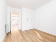 ¡Oportunidad única en Madrid! Piso de 85 m² exterior,...