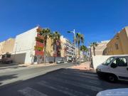 Oportunidad Única en Roquetas de Mar: Piso a Reformar...