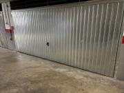 ¡Oportunidad Única! Garaje Doble Cerrado con Portón a la...