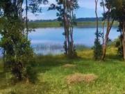 ¡Oportunidad única! Parcela Borde Río en Condominio...