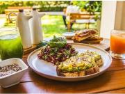 OPORTUNIDAD ÚNICA! TRASPASO DE HELADERÍA/CAFETERIA EN...