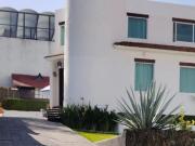 OPORTUNIDAD UNICA VENDO CASA BOSQUES DEL LAGO