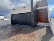 Oportunidad¡ Venta de Casa en Fraccionamiento Altozano,...