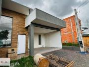 OPORTUNIDADE! Casa com 3 quartos, piscina e área gourmet...