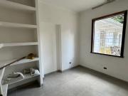 OPORTUNIDADE: Casa Comercial de 496 metros quadrados...