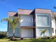 OPORTUNIDADE! Casa de alto padrão 5 suítes