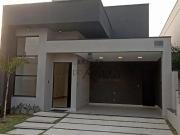 Oportunidade Casa em Condomínio Jardim Jacinto Bosque...