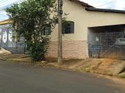 OPORTUNIDADE Casa na Vila Rodrigues