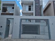 Oportunidade de 2 suítes com garagem coberta e grande...