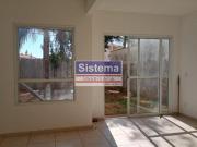 Oportunidade de compra vende se casa Condomínio Green...