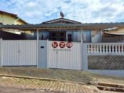 Oportunidade de investimento! Casa com edícula próximo...