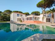 Oportunidade de Renovação na Quinta da Marinha, Cascais