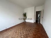 Oportunidade em Benfica: T3 para Recuperação em Lisboa