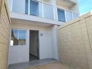 OPORTUNIDADE LINDA CASA GEMINADA NA MELHOR LOCALIZAÃ?Ã?O...