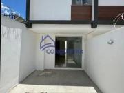 Oportunidade, linda casa geminada no Bairro Piratininga!