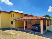 Oportunidade! Linda chácara em condomínio fechado