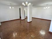 Oportunidade na SQS 109 c/ 159m², 4 quartos e garagem... Oportunidade na SQS 109 c/ 159m², 4 quartos e garagem...