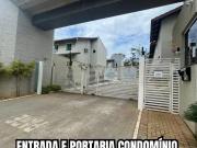 Oportunidade no Center Valle: Sobrado Amplo com Quintal...