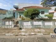 Oportunidade para Construtores! Casa à venda por R$ 890.000