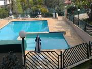 OPORTUNIDADE! Sobrado em Condomínio com 4 Dorm 2 SUÍTES...