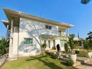 Oportunidade Única: Casa de Luxo em Condomínio de Chácara