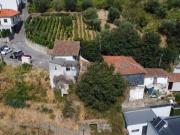 Oportunidade única em Godim Dois Prédios vendidos em...