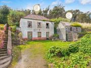 Oportunidade Única em Santa – Casa Tradicional para...