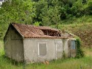 Oportunidade Única Moradia com terreno para Recuperar