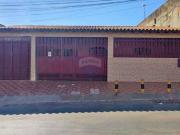 Casa com 04 quartos e acesso independente para montar...