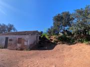 Oportunidade Única: Ruína e Terreno à Venda em Estômbar...