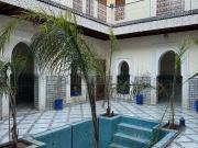 Opportunité riad 300 m2 au sol à 10 mn de la place