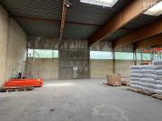 Optimal gelegene Betriebsobjekt mit Lager und Bürofläche